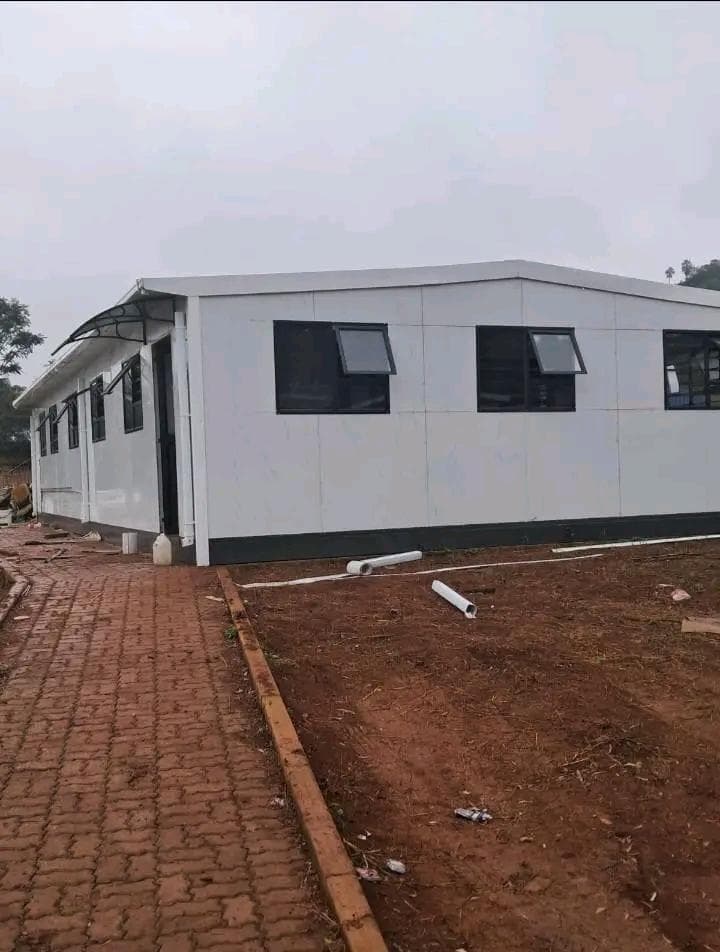 Large mobile office complex — fully fitted & ready for occupation